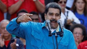 Rusia defiende a Maduro y acusa a Estados Unidos de intentar desbancar a su Gobierno