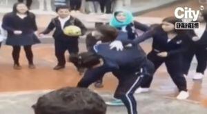 Video: denuncian riñas entre estudiantes a las afueras de los colegios en Bogotá