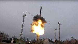 Rusia fabrica un misil que viaja a 27 veces la velocidad del sonido