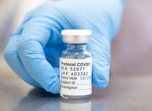 Vacuna de Oxford y AstraZeneca reporta 95% de efectividad