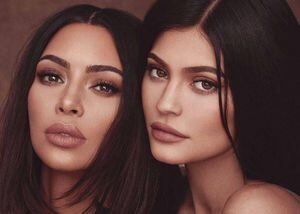 La razón por la que Kim Kardashian envidia a su hermana menor Kylie Jenner