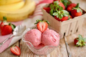 Elabora frozen con yogurt para refrescarte este verano
