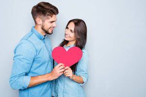 Cosas que puedes hacer "de emergencia" para celebrar el Día del Cariño con tu pareja
