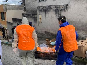 Entre bebés y abuelitos: 20 miembros de una familia, contagiados de COVID-19 en Quito