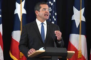 Pierluisi firma primeras Órdenes Ejecutivas