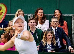 FOTOS Kate Middleton sorprende al visitar Wimbledon luciendo un hermoso vestido blanco