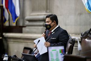 AUDIO | Allan Rodríguez deja micrófono abierto en sesión del Congreso y dice palabrota