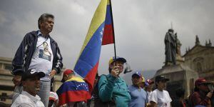 Preocupación por aparición de panfletos con amenazas contra venezolanos en Bogotá