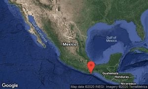 Videos del momento del terremoto de 7.5 en Mexico