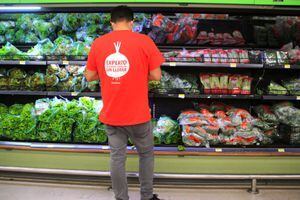 Todos enojados con Cornershop: anuncia cargo adicional por atochamientos en supermercados