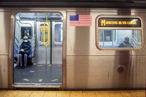 Cancelan las primarias demócratas en Nueva York por coronavirus