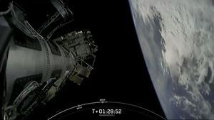 Con espectacular video de la órbita de la Tierra, SpaceX confirma que se completó la misión de llevar 88 satélites al espacio