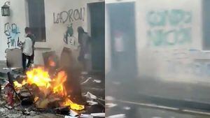 Protestas en Popayán terminaron con las oficinas del Icetex prácticamente destruidas