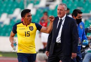 Gustavo Alfaro: "El equipo tenía que ganar porque mostró superioridad en el partido"