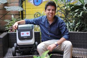 Kiwibot, el robot colombiano que se perfecciona en Medellín