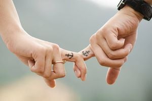 Tatuajes espirituales para parejas: 6 ideas que sellarán su amor
