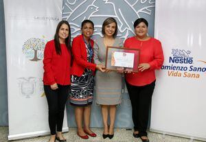 Nestlé recibe certificación por apoyo a lactancia materna