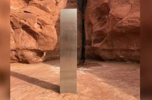 Enigma total: desaparece el misterioso monolito que había sido encontrado en el desierto de Utah