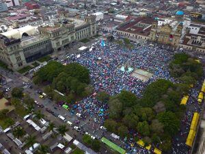 EN IMÁGENES. Miles acuden a la "Marcha por la Vida"