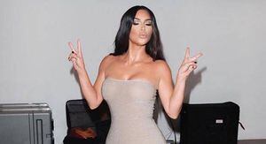 Kim Kardashian lleva el vestido de crochet perfecto para impactar en una cita con tu pareja