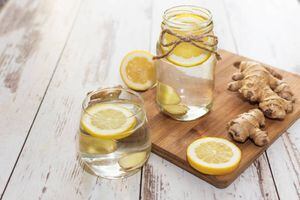 Agua con limón: conoce seis de sus beneficios para la salud