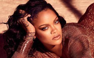 Rihanna sorprende con impactante cambio de look para el lanzamiento de su nueva firma de moda