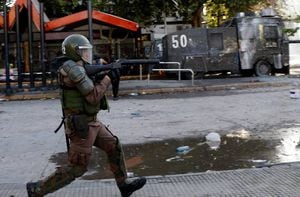 Gobierno confirma nueva víctima fatal: suben a 19 los fallecidos en medio de las protestas sociales