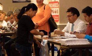 Por primera vez, guatemaltecos en el extranjero también votan para elegir autoridades