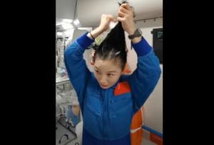 Astronauta de la misión Shenzhou-13 revela cómo se lava el pelo en el espacio