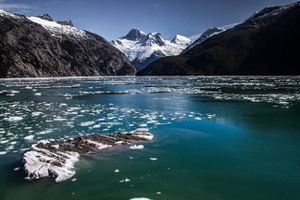 Científicos de Chile y Argentina analizan impacto del cambio climático en el Canal Beagle