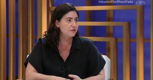 Ex-MasterChef, Izabel Alvares lança livro com receitas low carb