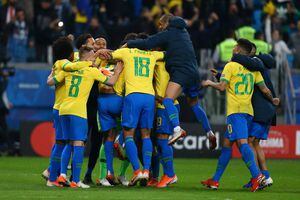 Brasil sufrió para espantar a su Bestia Negra de las últimas Copa América