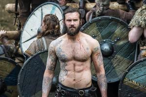 Vikings: Clive Standen revela seu episódio favorito da série