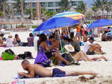 Diputados avalan aumento a 12 días de vacaciones sin interrupciones 