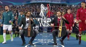 (Video) El impresionante himno de la Champions cuando entraron los equipos a la cancha