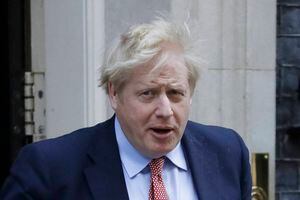 Primer ministro de Gran Bretaña sale positivo a coronavirus