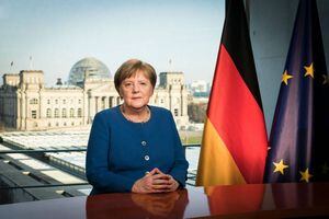 'Maior desafio desde a Segunda Guerra Mundial', diz Angela Merkel sobre coronavírus
