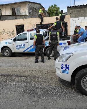 Se investiga si enfrentamiento entre Los Choneros y Lagartos está tras el asesinato de una familia en el sur de Guayaquil