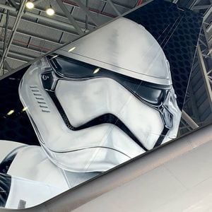 LATAM Airlines revela avião inspirado na saga Star Wars