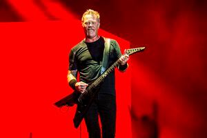 ¿Vienen a Chile? Metallica cancela gira porque James Hetfield recayó en sus adicciones y entró a rehabilitación