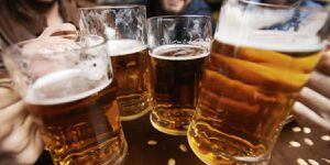 ¿Cuánto costaría la cerveza si se aprueba la Ley de Financiamiento?