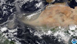 Alerta: se acerca a América gigantesca nube de polvo proveniente del Sahara