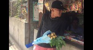 No lo pueden criticar por poco ocurrente: le regaló a su enamorada un “ramo de plátanos” para el día de San Valentín