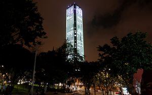 Reportan que un hombre se habría quitado la vida en la Torre Colpatria
