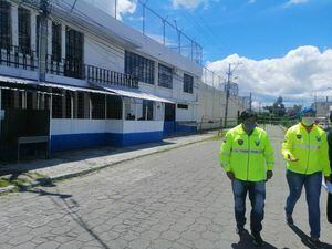 Capturados siete reos que escaparon de cárcel de Tulcán, hubo un fallecido