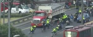 Accidente en la Avenida Las Américas con carrera 68 deja una ciclista muerta