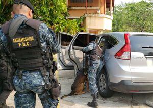 PNC localiza 120 paquetes de cocaína en Izabal