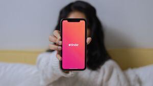 La curiosa promesa de Tinder y otras apps de citas a los usuarios que detallen si ya recibieron la vacuna anticovid