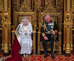 ¿El príncipe Carlos a la cabeza de la monarquía en dos años más? Así sería el plan de jubilación de Isabel II del Reino Unido