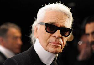Conoce la razón por la que Karl Lagerfeld no se quitó los lentes de sol en 51 años